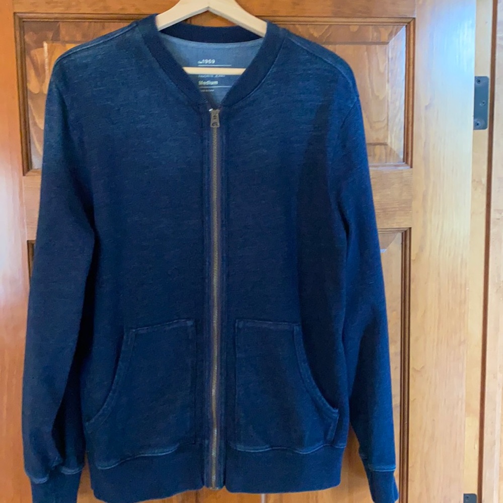 Gap jacket
